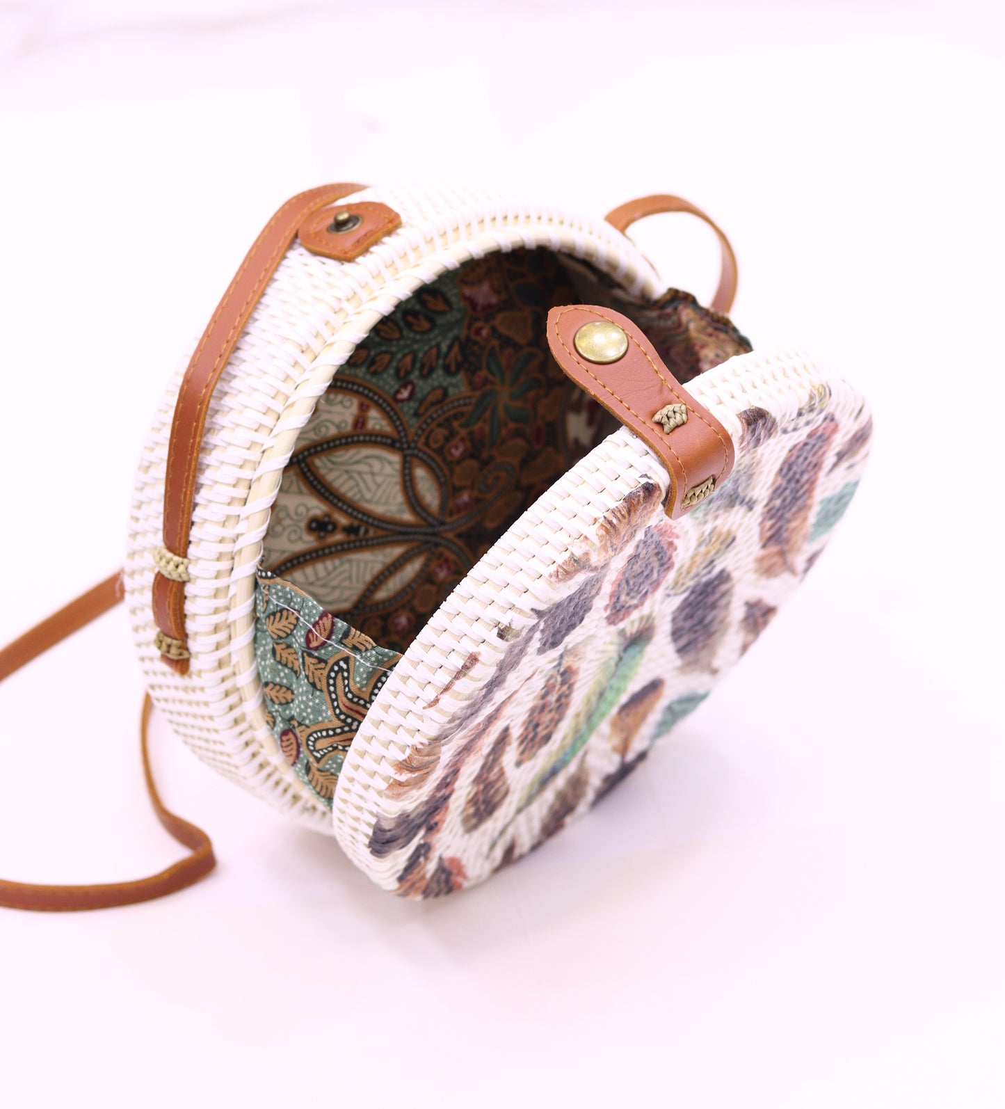 Handwoven Round Rattan Bag Shoulder Leather Straps Natural Chic Hand RB-02