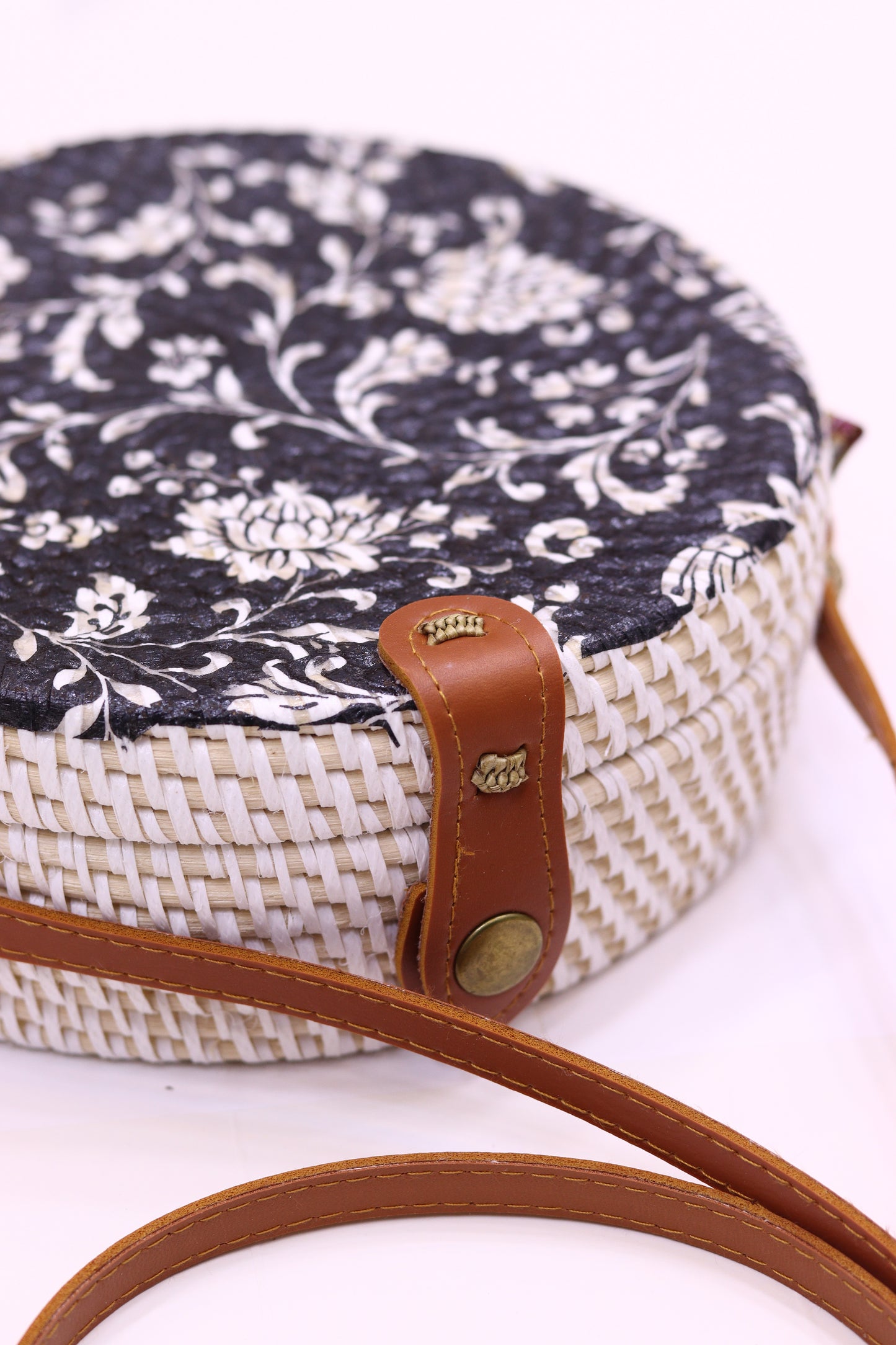Handwoven Round Rattan Bag For Women Shoulder Leather Straps Natural Chic Hand RB-05