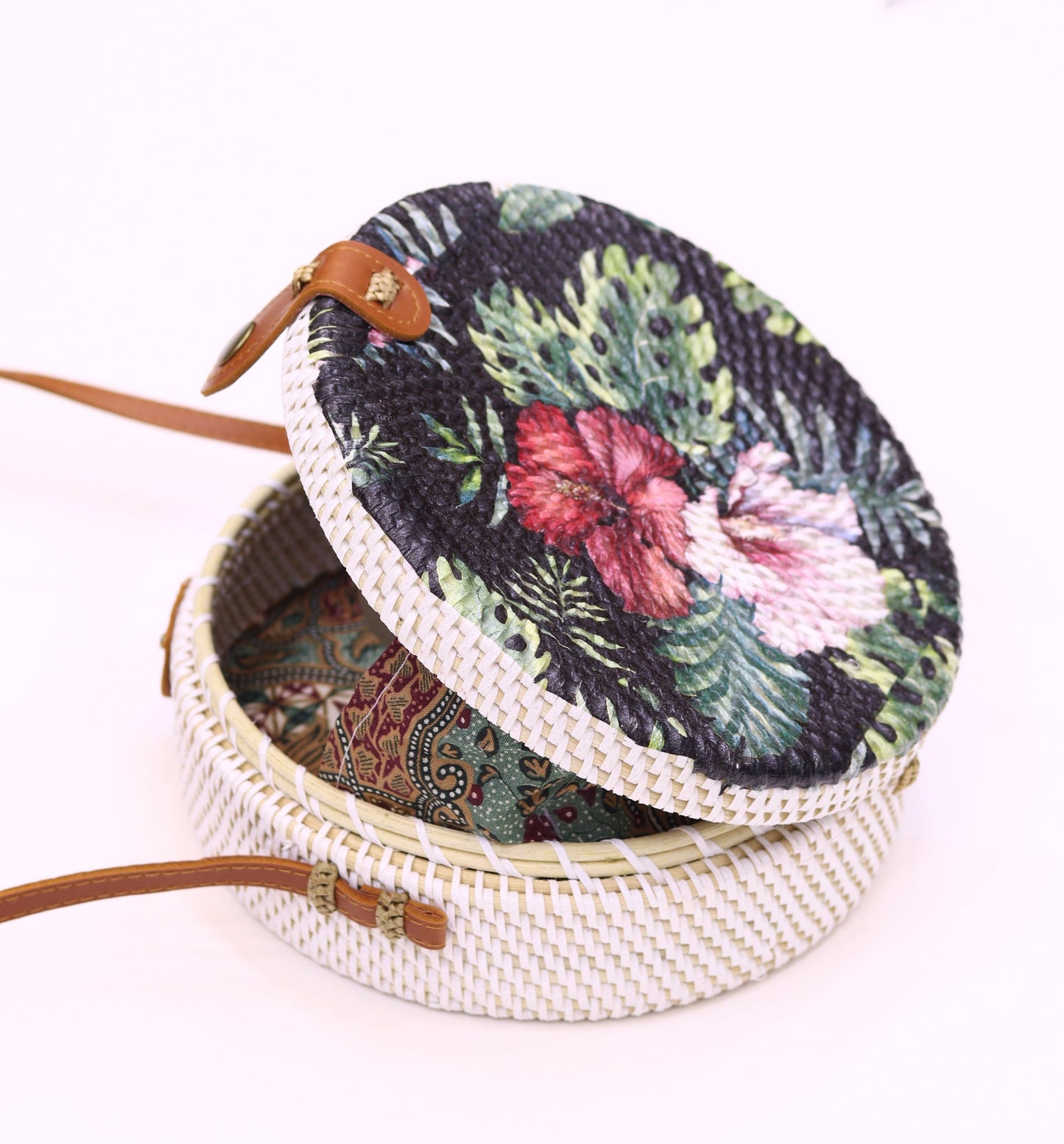 Handwoven Round Rattan Bag Shoulder Leather Straps Natural Chic Hand RB-08