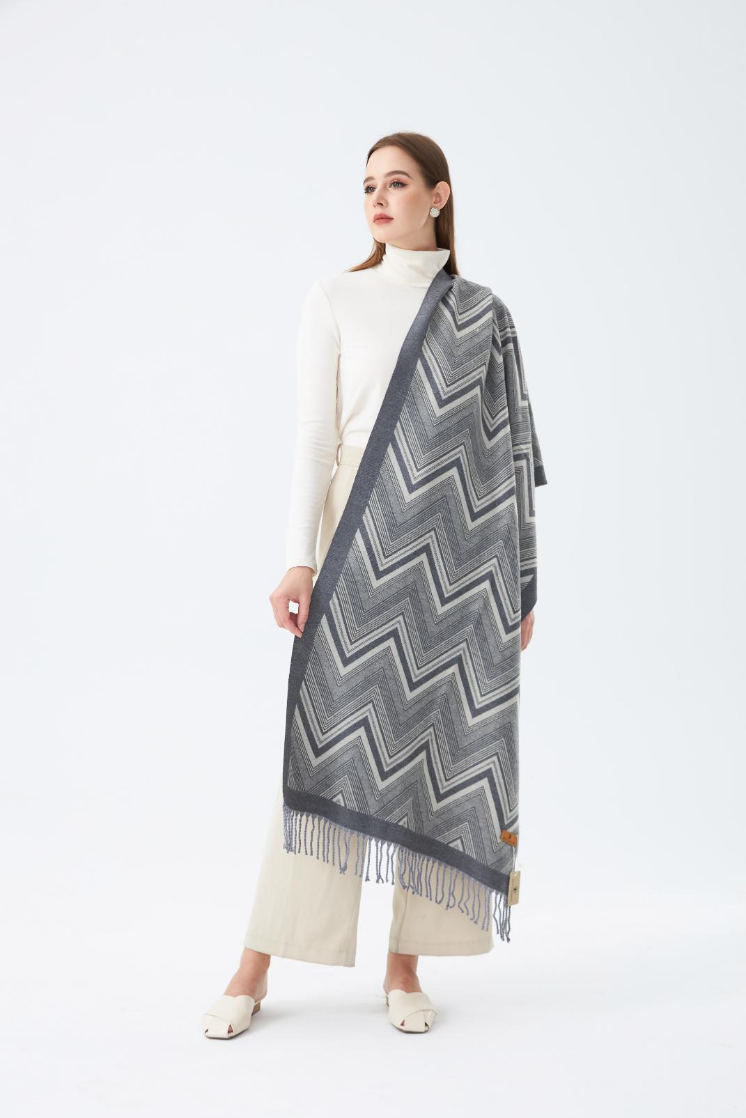 Elegant Chevron Patterned Wool Stole with Fringed Edge