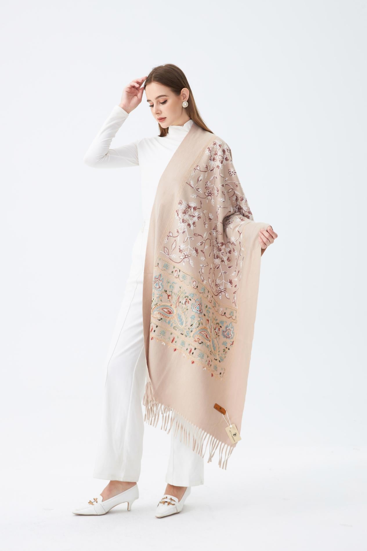 Wool Embroidered Scarf with Tassels SC-01