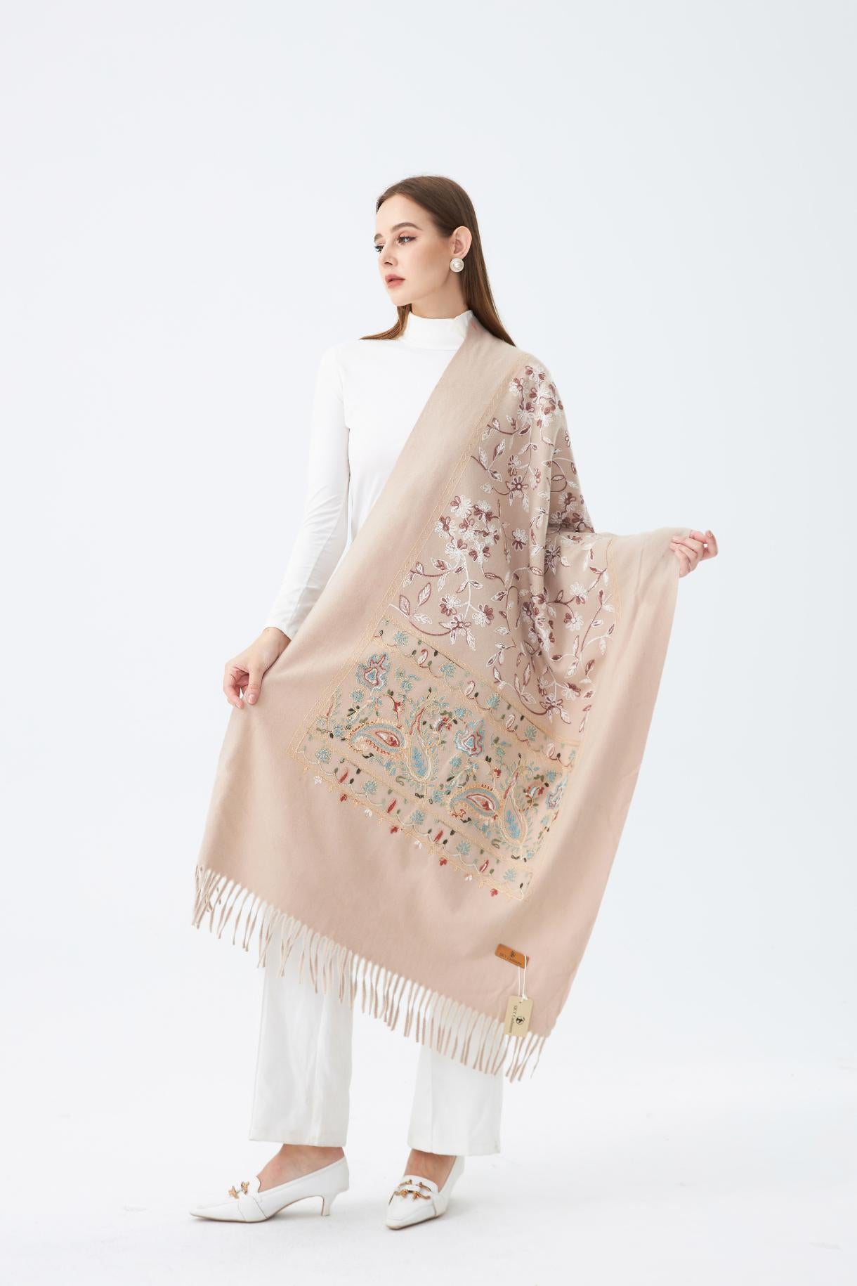 Wool Embroidered Scarf with Tassels SC-01