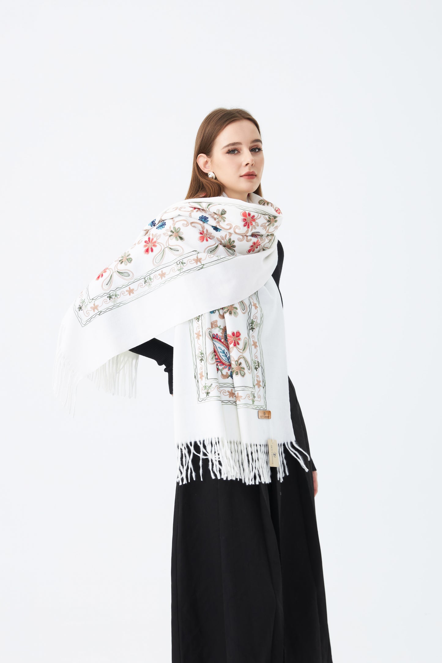 Wool Embroidered Scarf with Tassels SC-05