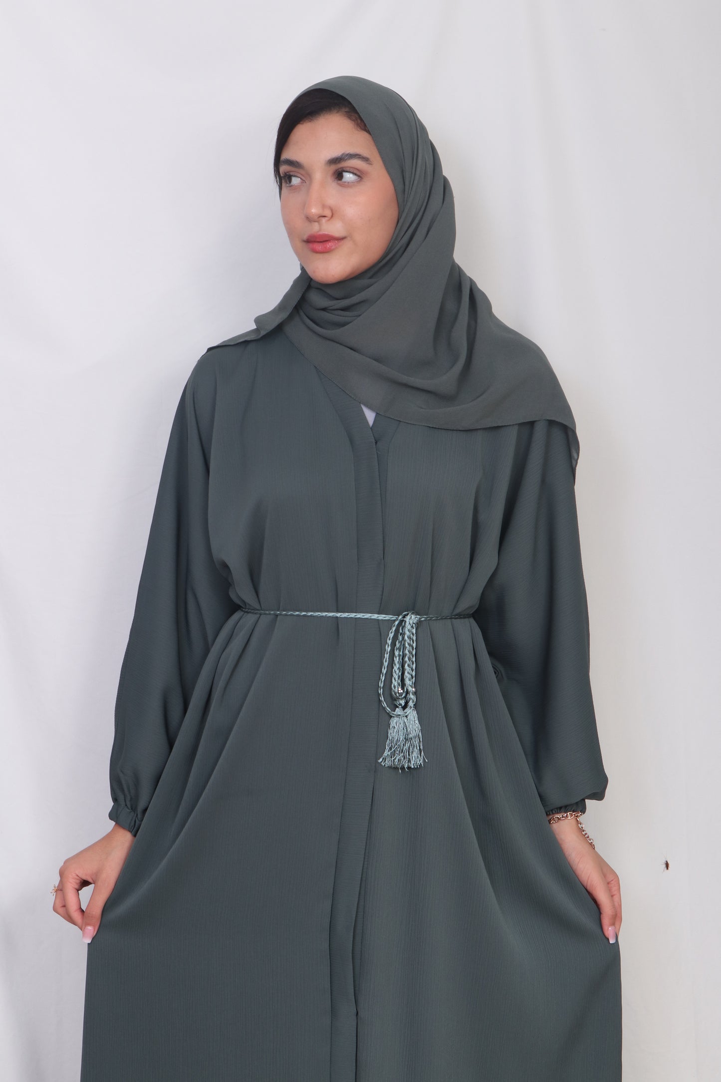 Muslim Fashion Abaya Mid Grey A4