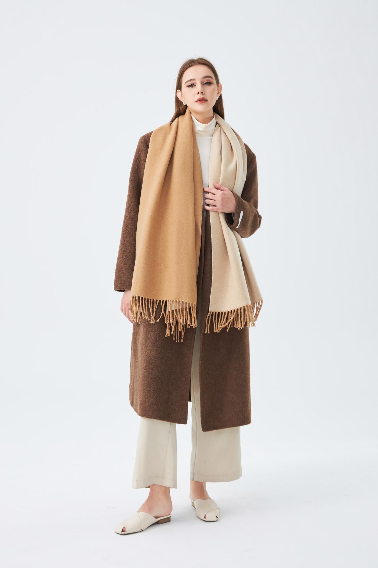 Two Tone Stole with Thickened Tassels